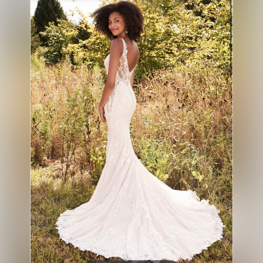 ***NEW*** Lillian West Beaded Lace Dress with Plunging V-Neck